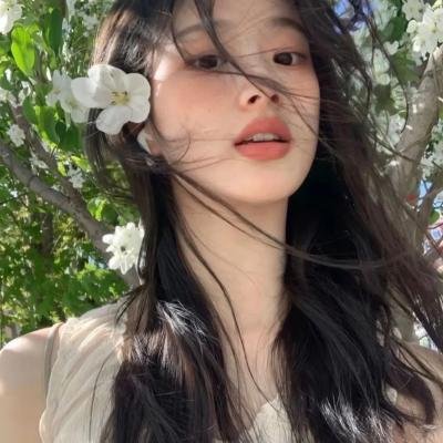 悲怜上帝的小女儿 高清海报